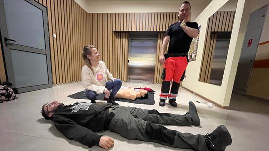 "Uczymy się całe życie”. Relacja ze szkolenia z pierwszej pomocy w Tczewie "Uczymy się całe życie”. Relacja ze szkolenia z pierwszej pomocy w Tczewie