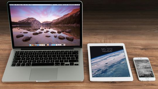 Nowoczesny sprzęt dla szkół w Gminie Pelplin. Ponad 580 tys. zł z KPO na cyfryzację edukacji