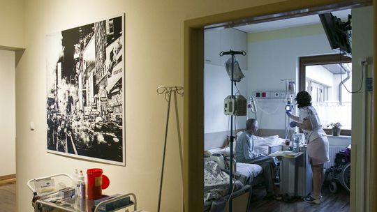 11 lutego przypada Światowy Dzień Chorego. "Choruje nie tylko pacjent, ale także cała rodzina"