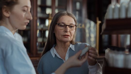 Apteki znikają z mapy Polski, a wydatki na leki biją rekordy