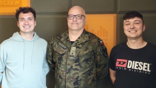 Armia rekrutuje, wojskowi w ogniu pytań. Jaką ofertę przygotowano dla młodych? [ROZMOWA]