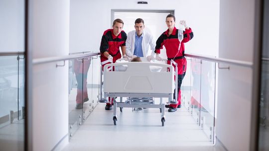 Atak na medyków. SOR-y wciąż zmagają się z agresją pacjentów