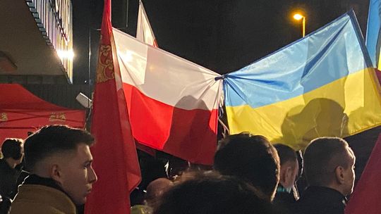 "Atak na Ukrainę, jest atakiem na nowy świat". Manifestacja na Placu Solidarności w Gdańsku