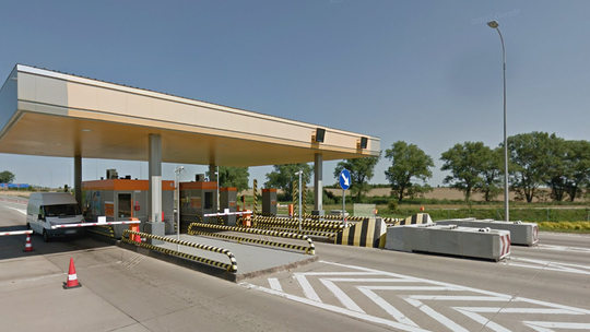 Bezpłatne przejazdy autostradą A1 dla aut na ukraińskich tablicach oraz tych, które niosą pomoc humanitarną