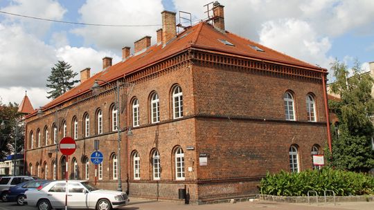 Biblioteka przy Dąbrowskiego będzie wyremontowana. Co znajdzie się w nowej przestrzeni? 