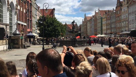 Brytyjska para książęca odwiedza Gdańsk [NA ŻYWO, ZDJĘCIA, WIDEO]