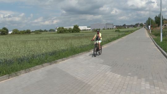 Ciąg pieszo-rowerowy oficjalnie otwarty. Osiedle Staszica połączone z Zatorzem