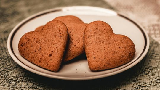 Czekoladowe inspiracje na Walentynki – Jak zrobić wyjątkowy deser dla ukochanej osoby?