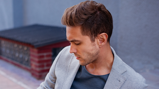 Czy szampon przeciwłupieżowy wystarczy, by powstrzymać łupież?