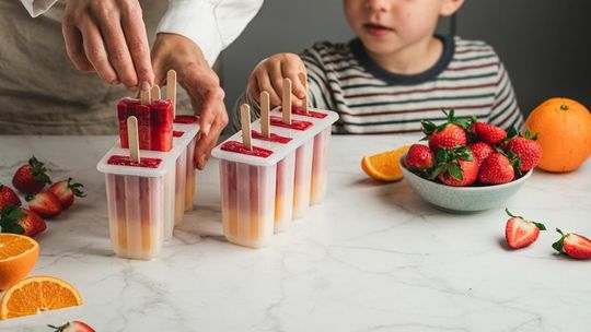Czy tuczą i powodują przeziębienie? Lody - fakty i mity