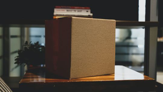 Dostawy bez kontaktu z kurierem – nowe i wygodne rozwiązanie