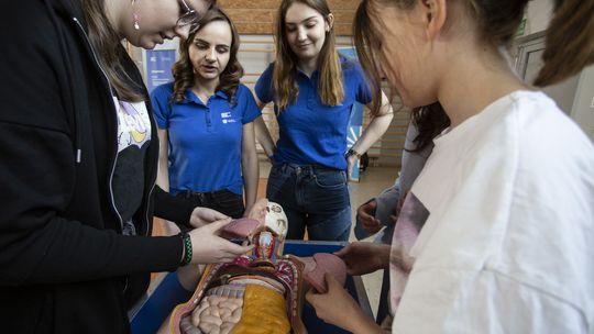 Edukacyjny autobus Centrum Nauki Kopernik odwiedzi Malbork