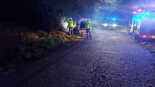 Egzekucja na drodze. Wypadek, dachowanie i strzały