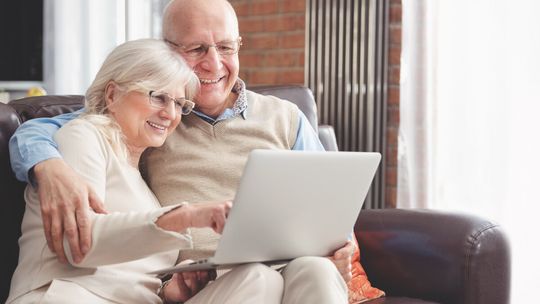 Emeryt rekordzista dostaje co miesiąc kilkadziesiąt tysięcy złotych