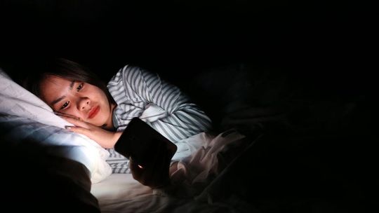 Erotyka, TikTok i Facebook. Co w sieci robią polskie dzieci?