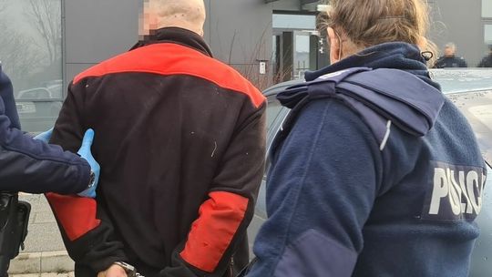 Gdańsk: Mieszkaniec powiatu tczewskiego ukradł sofę z galerii handlowej