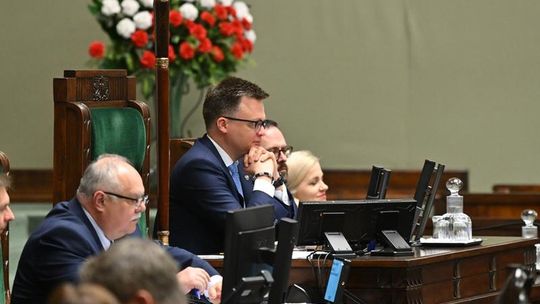 Hołownia chce badać trzeźwość posłów. Żeby nie powtórzyła się sprawa Wilka