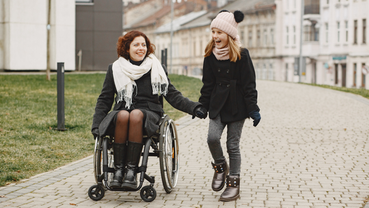 Transport dla osób z niepełnosprawnościami w dniu wyborów. Zgłoś się do 29 maja