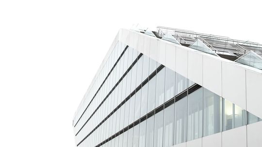 Jak wybrać wykonawcę fasady aluminiowej