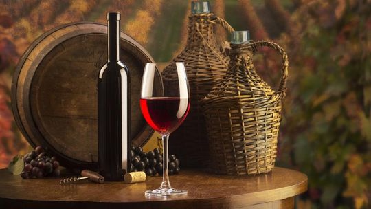 Jaki wpływ ma pojemnik fermentacyjny na jakość wina?