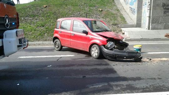 Jedna osoba ranna w wypadku w Czarlinie