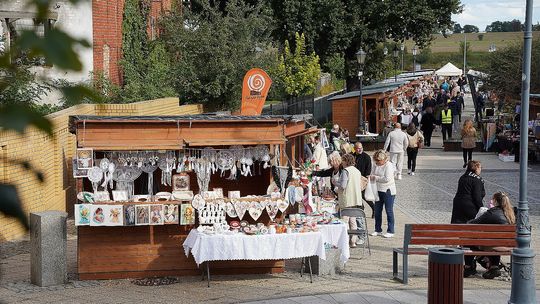 Kameralny Targ po raz piąty! A to tylko początek przygotowań do Świąt ze strony Fabryki Sztuk