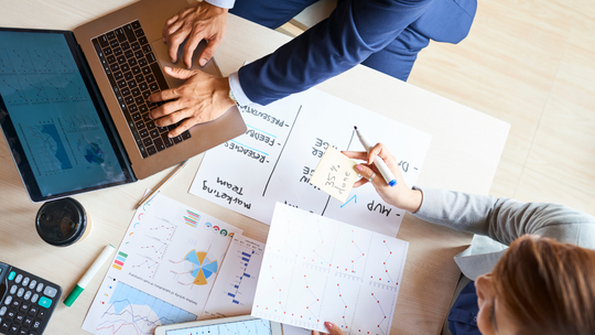 KAS zarzuciła sieć. Znalazły się w niej setki instytucji państwowych