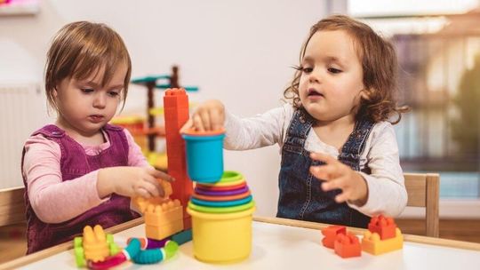 Kiedyś w żłobkach brakowało miejsc, dziś rodzice wybierają