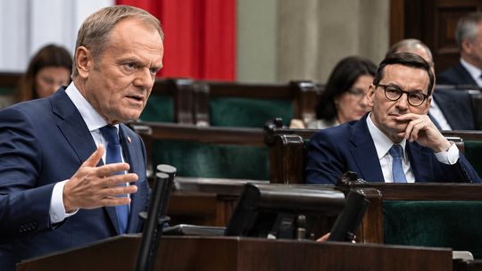 KO wygrywa, ale to Morawiecki może rozdawać karty. Najnowszy sondaż