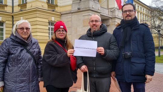 Kolejna odsłona rozmów na temat przyszłości mostu. Inicjatorzy akcji #MostTczewskiJakWesterplatte z wizytą w stolicy 