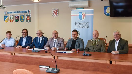 Kolejne inwestycje w powiecie. Remont drogi w Rajkowach oraz w Leśnictwie Bukowiec