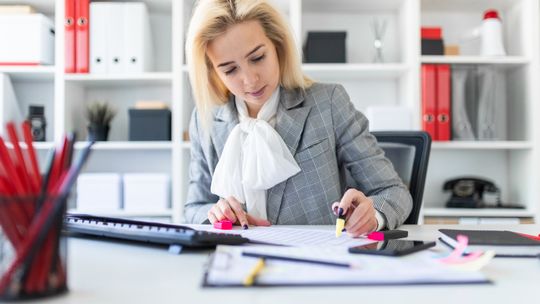 Księgowość dla początkujących – jak rozpocząć karierę w rachunkowości?