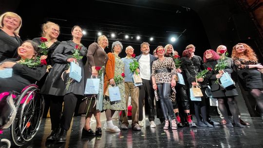 Rodzinne rozliczenia, samotność i niewypowiedziany żal. Poruszająca premiera w CKiS [RELACJA]
