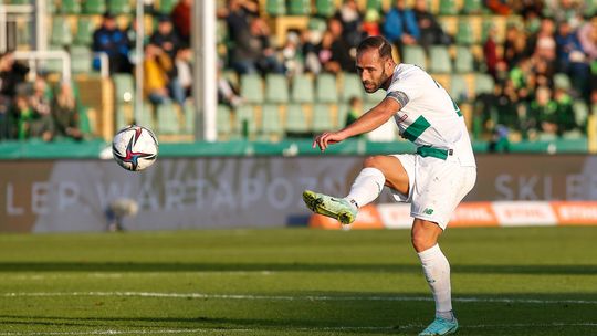 Lechia dalej na szczycie, Arka zalicza kolejną porażkę