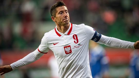 Lewandowski lepszy od Ronaldo i Messiego. To będzie jego dzień