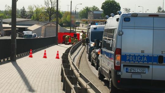 Malbork: Wypadek 77-letniego mężczyzny na elektrycznej hulajnodze. Mężczyzna uderzył w barierki