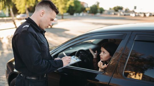 Mamy prawo nie przyjąć mandatu. Czy zawsze nam się to opłaca?