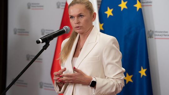 MEN powiedział, jak będzie. Rok szkolny z nowymi terminami