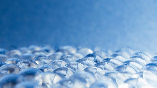 Mikrokulki szklane w procesie szkiełkowania