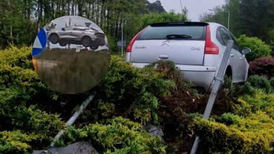 Nagle zaczął przyspieszać. Samochód przeleciał nad rondem. Kierowca mówi: awaria [WIDEO]