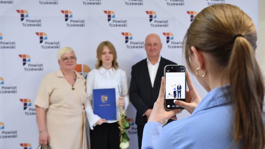 Nagrody Starosty Tczewskiego rozdane. Uhonorowano artystów, sportowców i trenerów