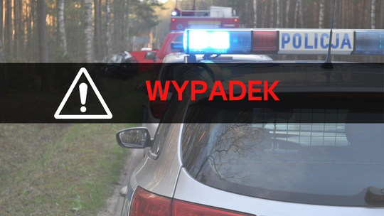 Nowa Cerkiew: Samochód uderzył w drzewo. 3 osoby poszkodowane