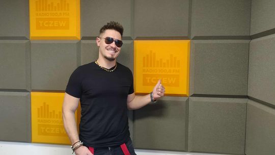Nowy singiel Piotra Starzeckiego [ROZMOWA]