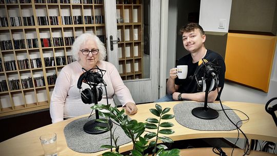 Opinie w Radiu Tczew 08.04.: uszkodzone skrzydło wiatraka i dobra wiadomość dla podróżujących koleją