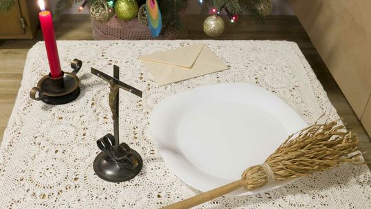 Piszesz na drzwiach K+M+B? Robisz to źle! Wyjaśniamy, jaka jest poprawna forma 