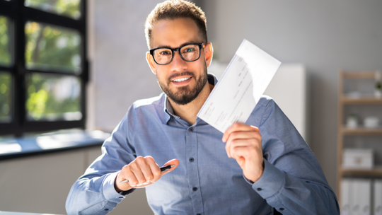 Polacy się bogacą i wpadają w drugi próg podatkowy. Są protesty