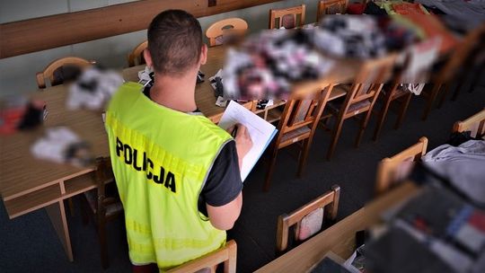 Policja zarekwirowała w tczewskim sklepie podróbki na ponad 40 tysięcy złotych