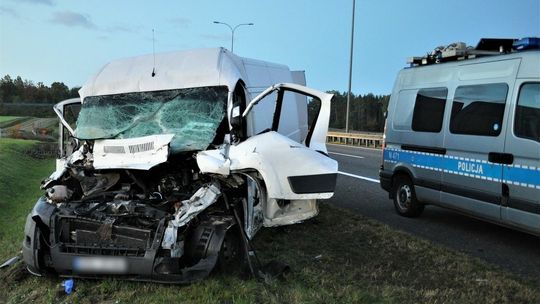 Policjanci wyjaśniają okoliczności wypadków w Zabagnie i na A1