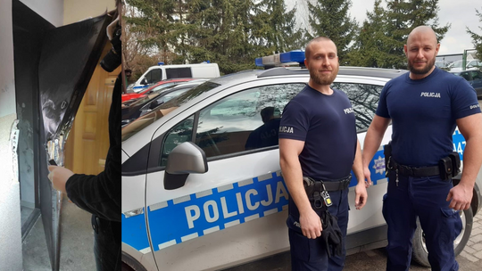 Policjanci z Pelplina wydostali nieprzytomnego mężczyznę z płonącego mieszkania
