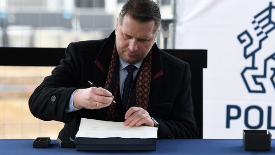 Pomorscy samorządowcy mówią nie polityce w szkołach!